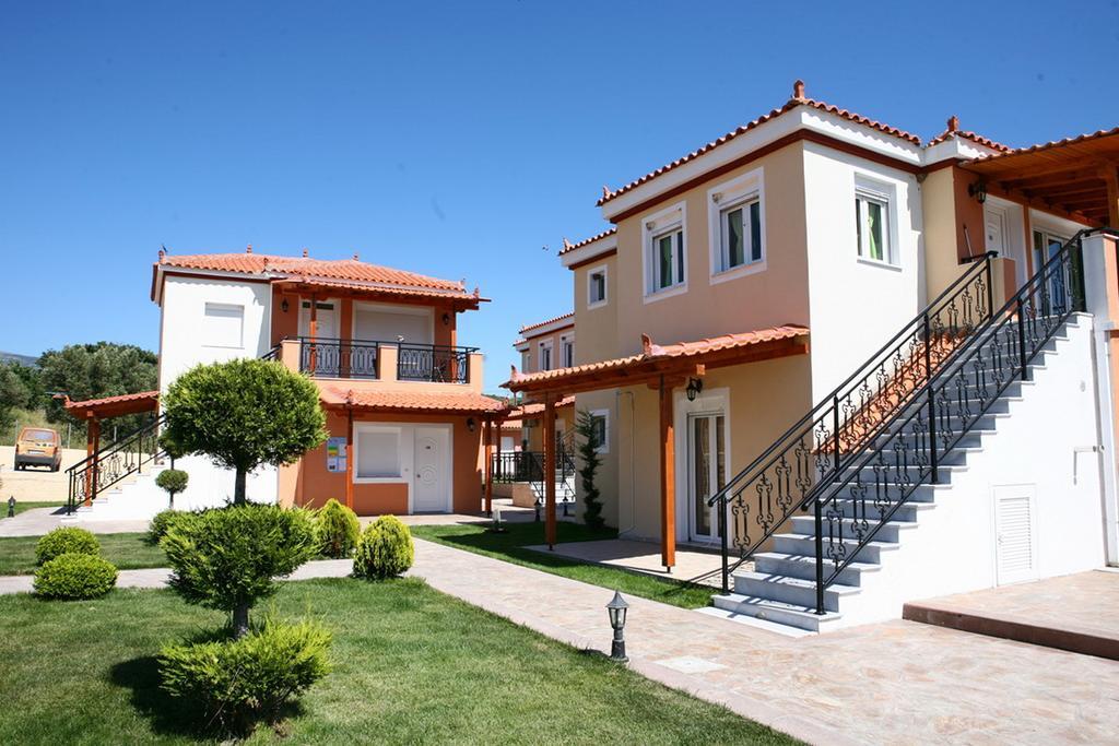 דירות אנאקסוס Yakinthos Garden מראה חיצוני תמונה